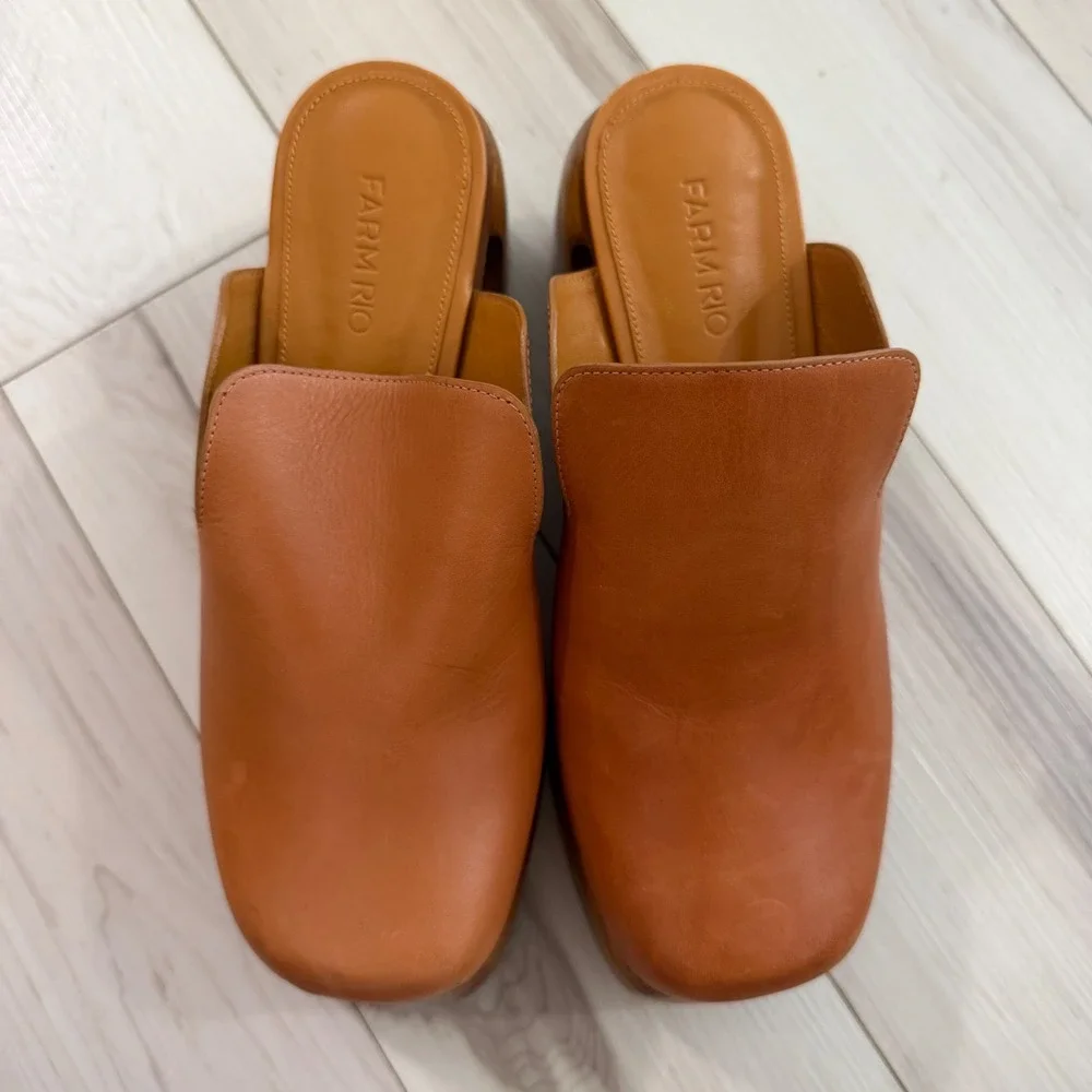 Farm Rio Brown Vegan Leather Flower Cutout Wood Platform Wedge Mules Clogs US 7 - Picture 2 of 10